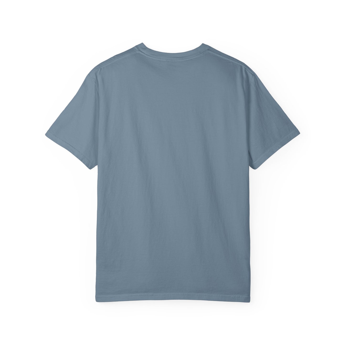 Classic Never Goes Out Unisex T-Shirt, Vintage Car Graphic Tee, Retro Car Lover Gift, Classic Car Enthusiast Apparel, Unique Gift Idea